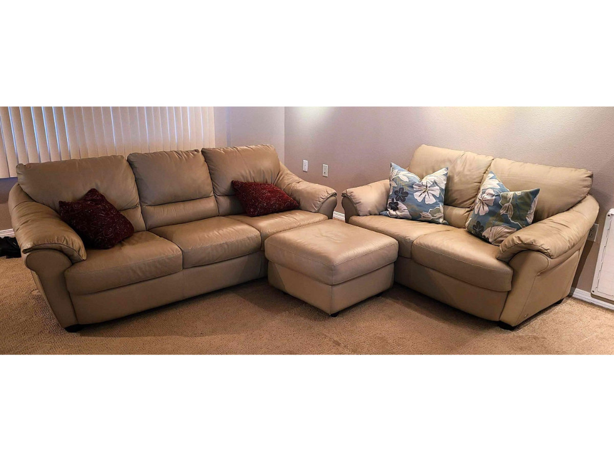 Image for Gail Niebrugge Living Estate Auction