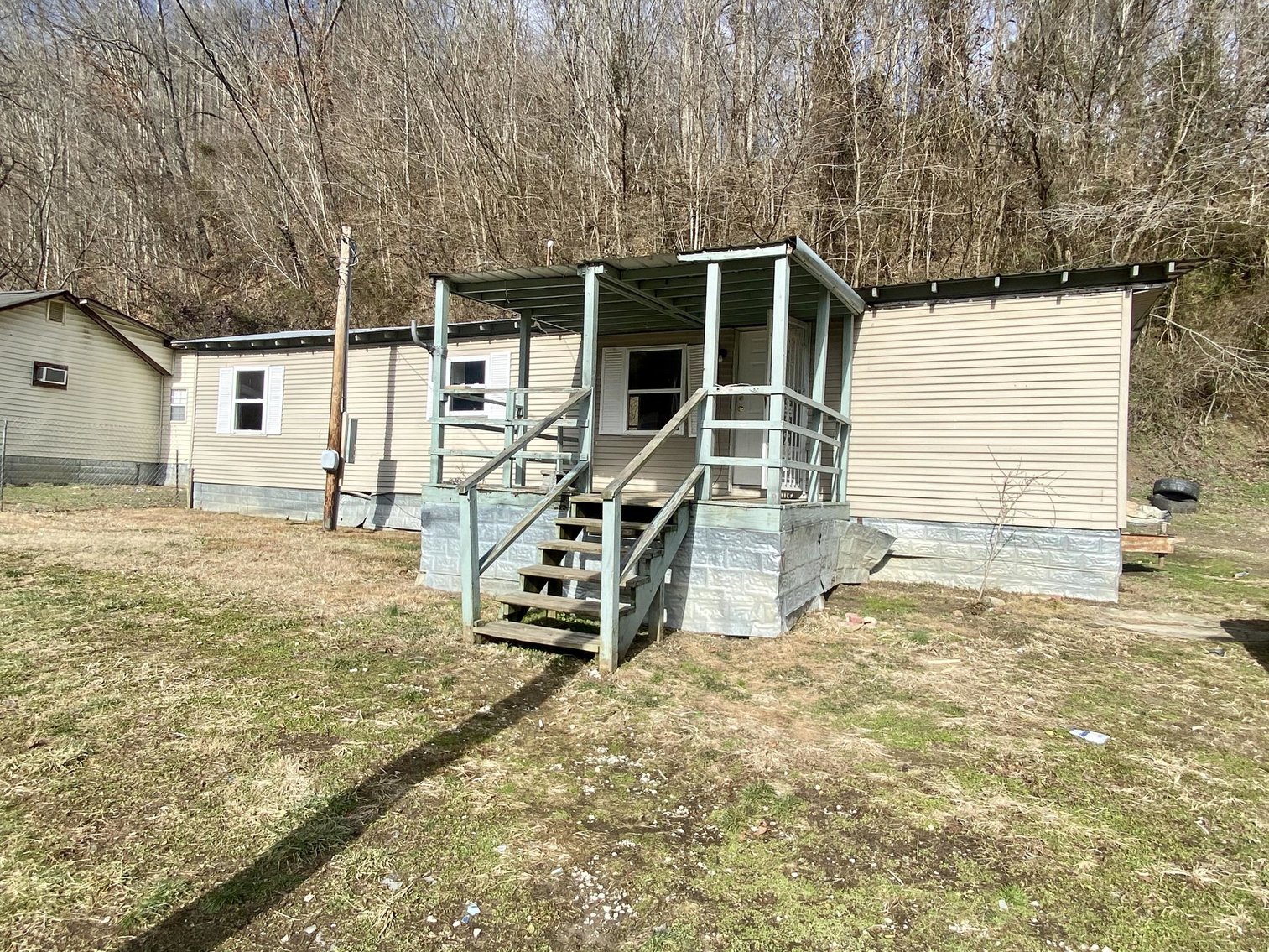 Image for SOLD $28,600 - 2 Homes & Income Generating Lots Being Sold to the High Bidder