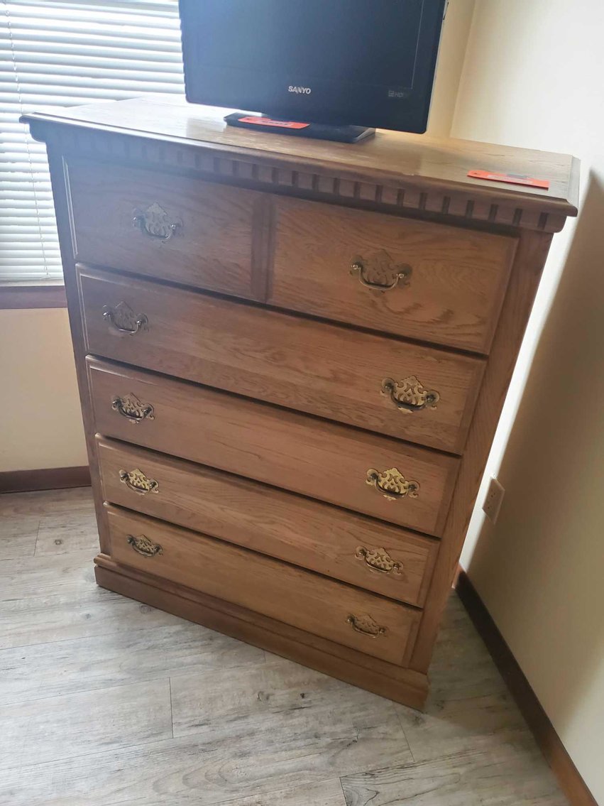 Image for Restaurant related, Furniture & more-DePere 1 of 2 auctions