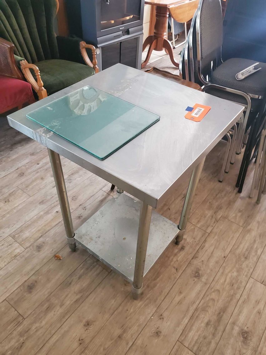 Image for Restaurant related, Furniture & more-DePere 1 of 2 auctions