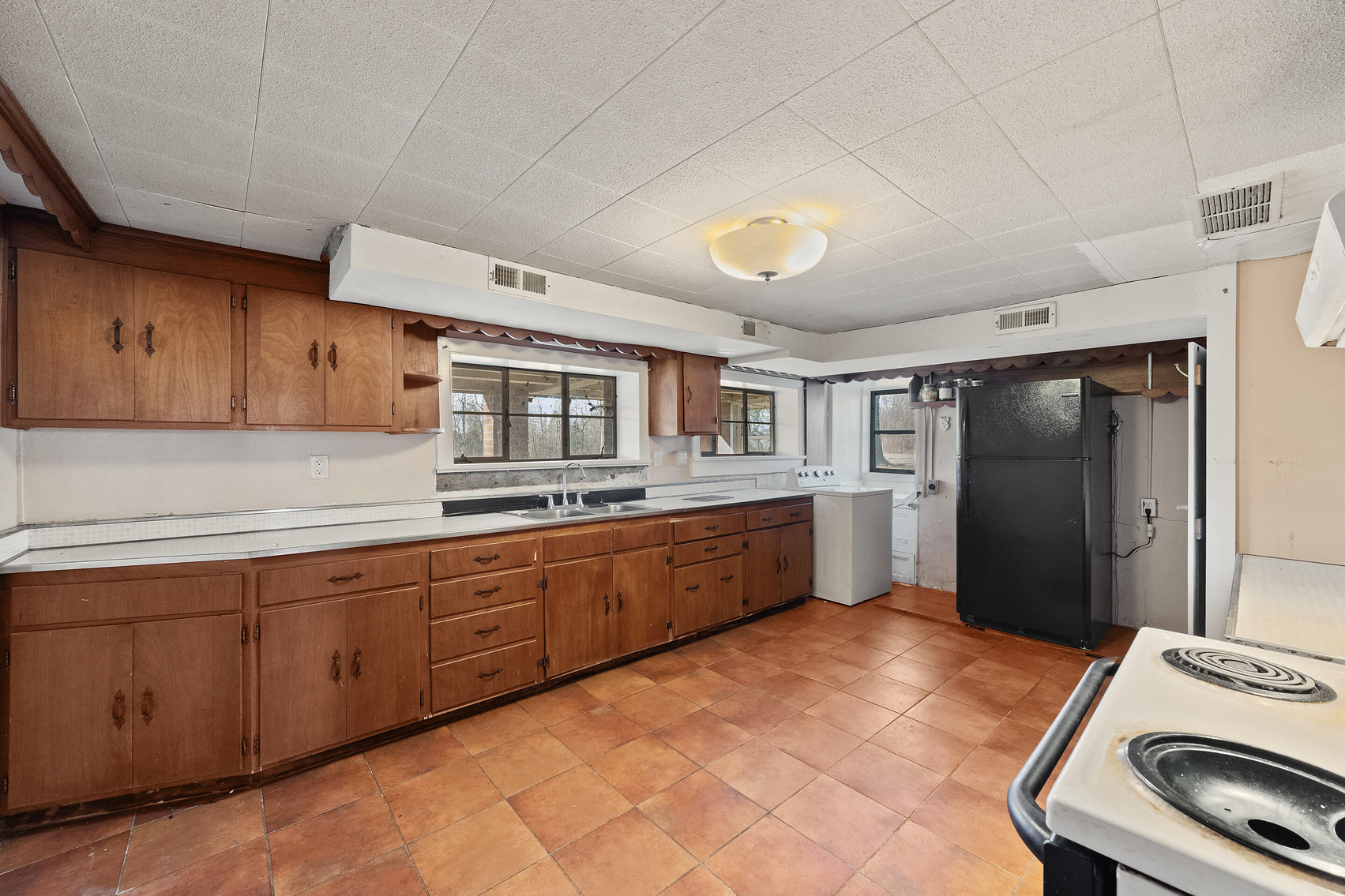 Image for 109 +/- Acres w/3 BR/2 BA Farm House, Outbuildings & Grapevines/Vineyard--Essex County, VA