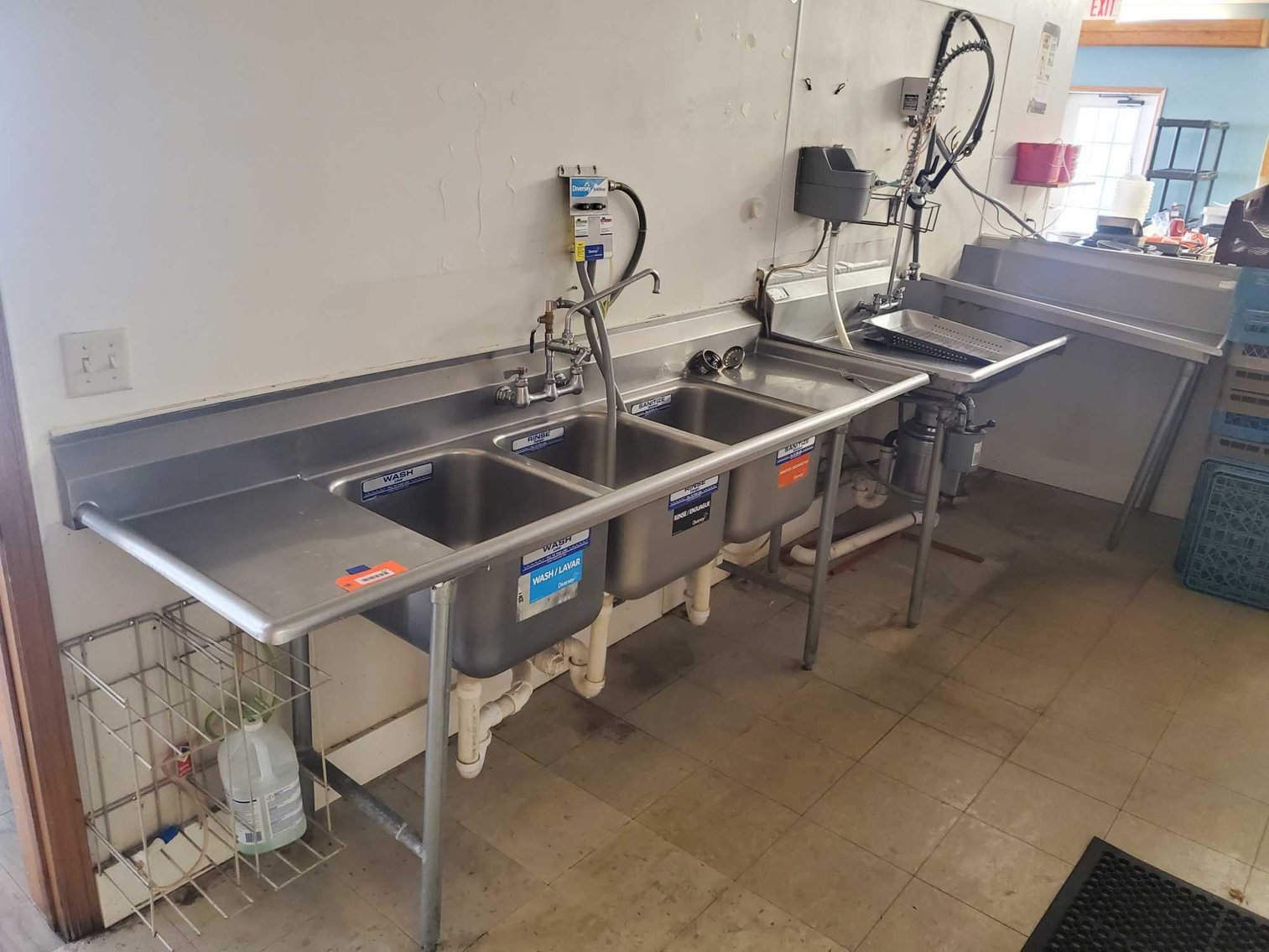 Image for Restaurant Equipment, Medical related, Wheel chairs, Scooters, Furniture & more DePere-2 of 2 auctions