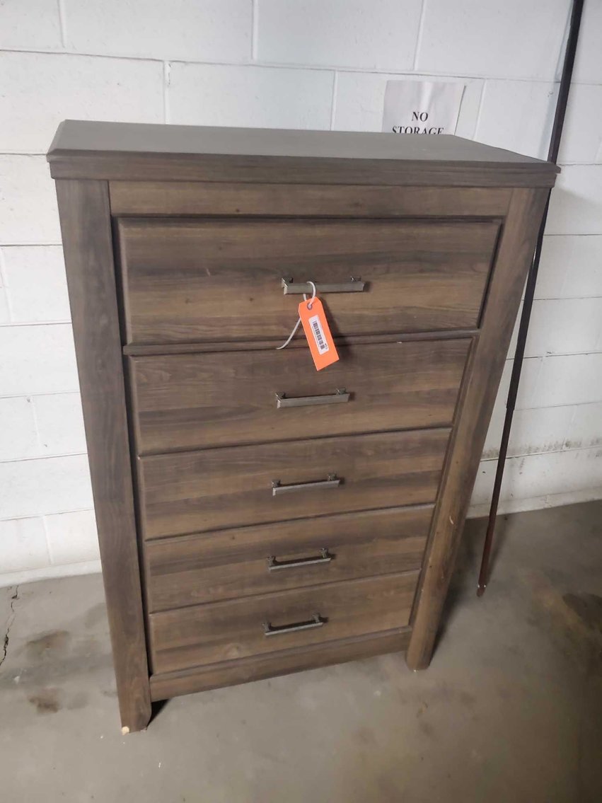 Image for Restaurant Equipment, Medical related, Wheel chairs, Scooters, Furniture & more DePere-2 of 2 auctions