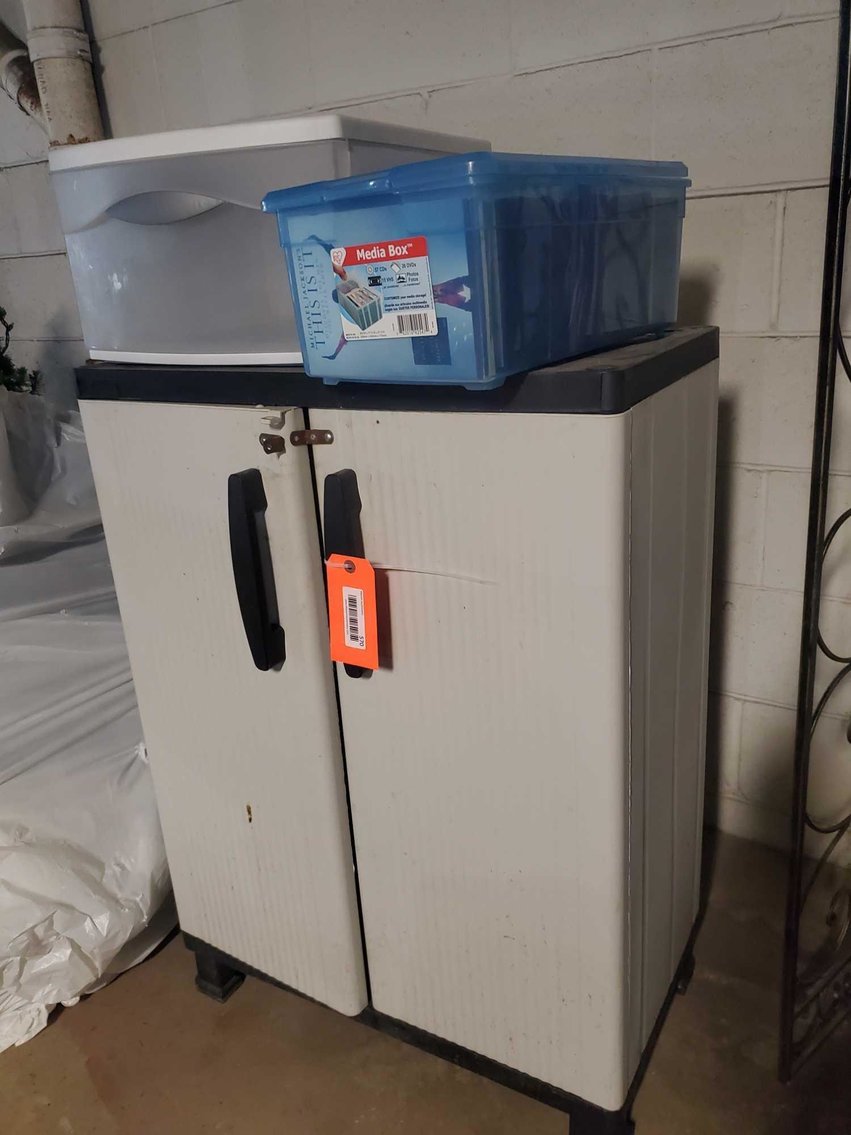 Image for Restaurant Equipment, Medical related, Wheel chairs, Scooters, Furniture & more DePere-2 of 2 auctions