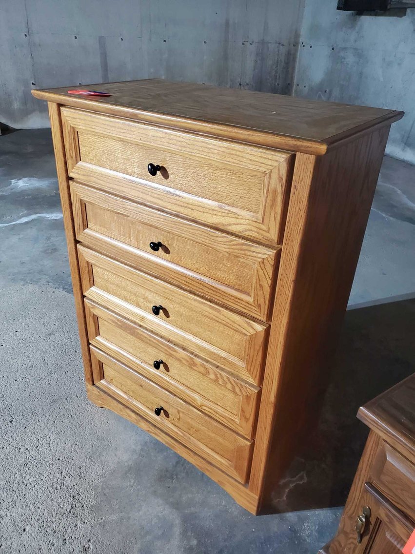 Image for Restaurant Equipment, Medical related, Wheel chairs, Scooters, Furniture & more DePere-2 of 2 auctions