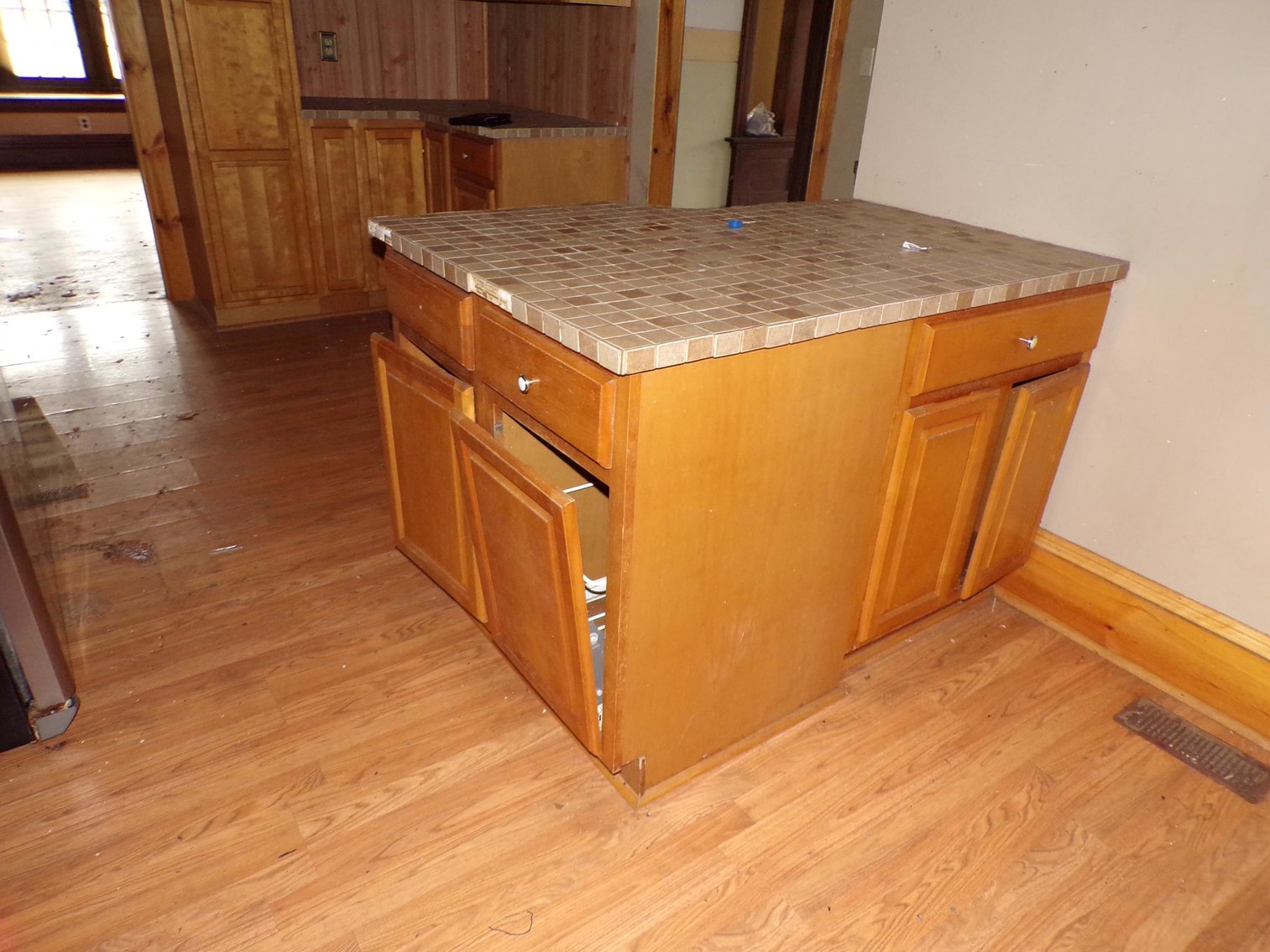 Image for SOLD $24,750 - 4 Bedroom Home Being Sold to the Highest Bidder