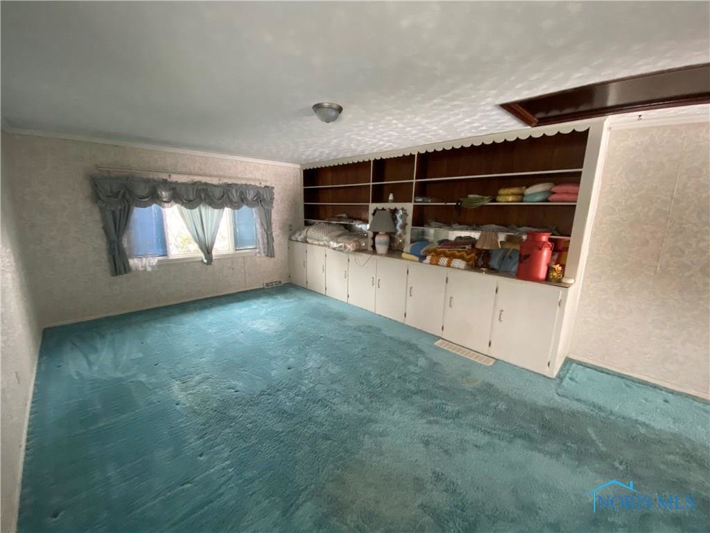 Image for MIN BID AUCTION $50,000! 7749 W CENTRAL AVE