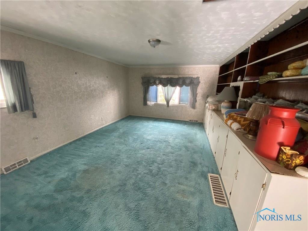 Image for MIN BID AUCTION $50,000! 7749 W CENTRAL AVE