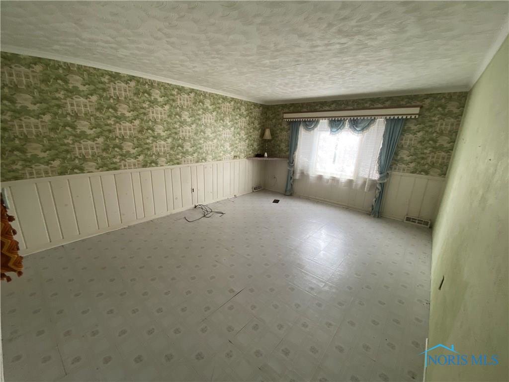 Image for MIN BID AUCTION $50,000! 7749 W CENTRAL AVE