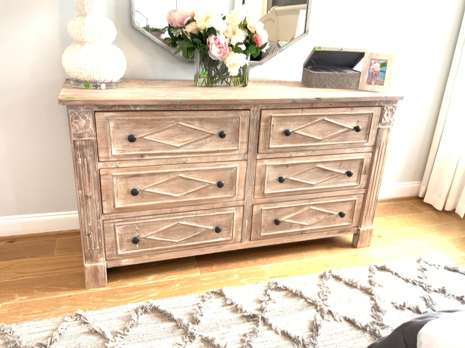 Image for Outstanding Van Metre Model Home Furniture Auction