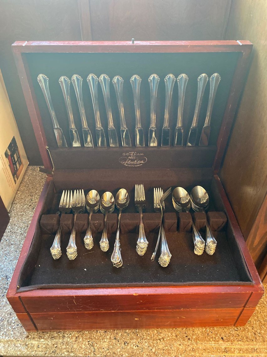 Image for Furniture, Collectibles, Household-Division St