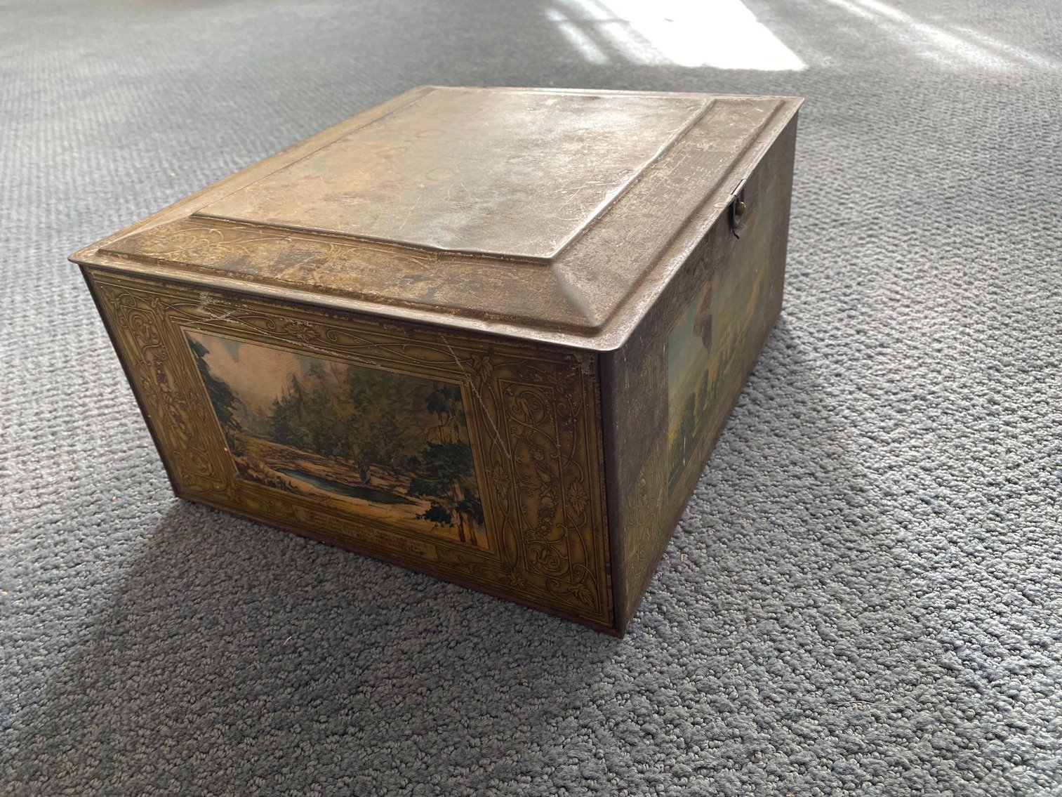 Image for Furniture, Collectibles, Household-Division St