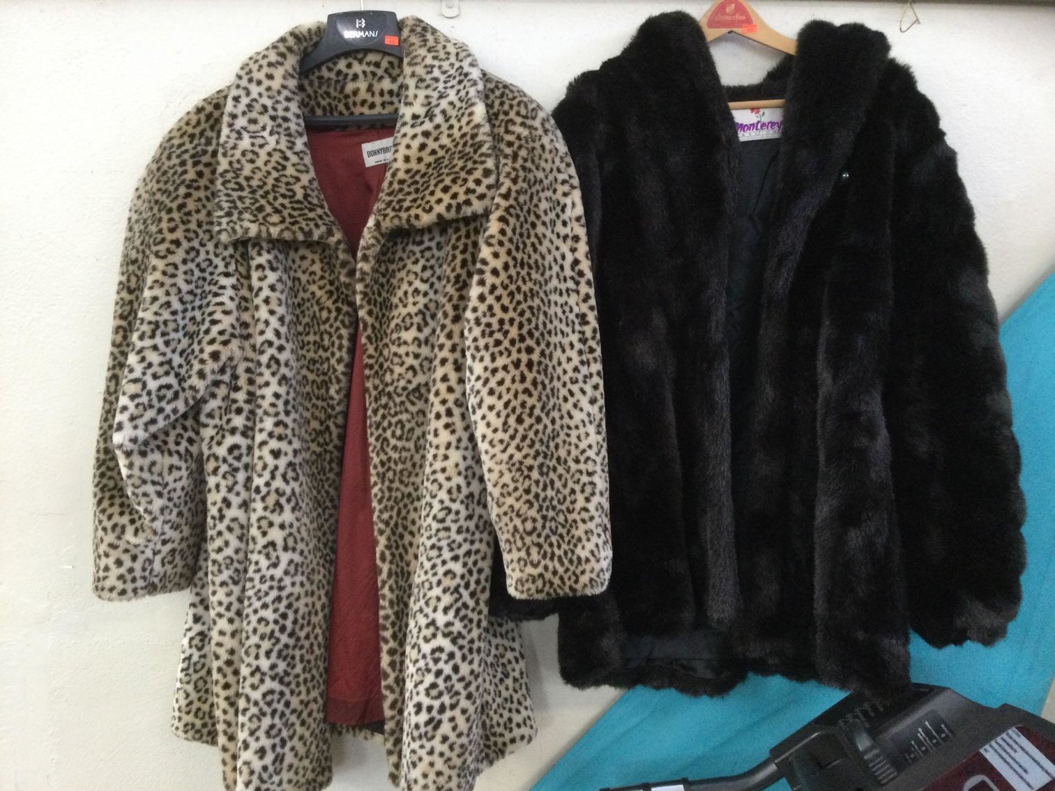 Image for Furniture, Collectibles, Household-Main Back half