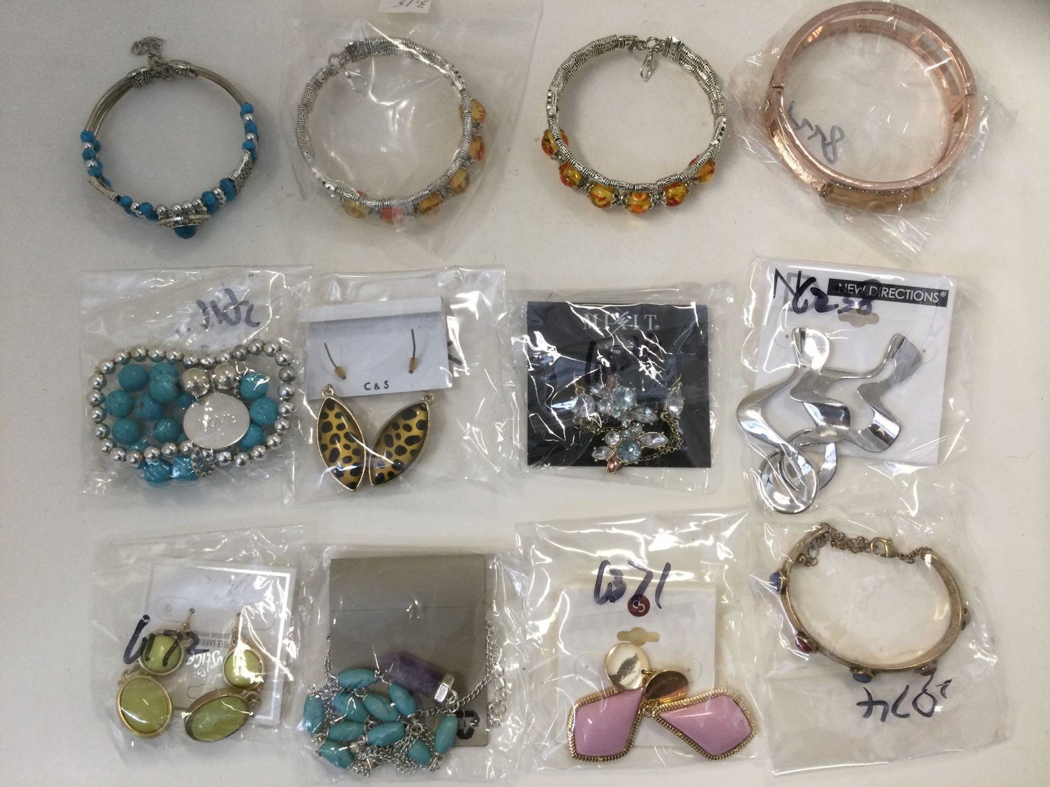 Image for Furniture, Collectibles, Household-Main Back half