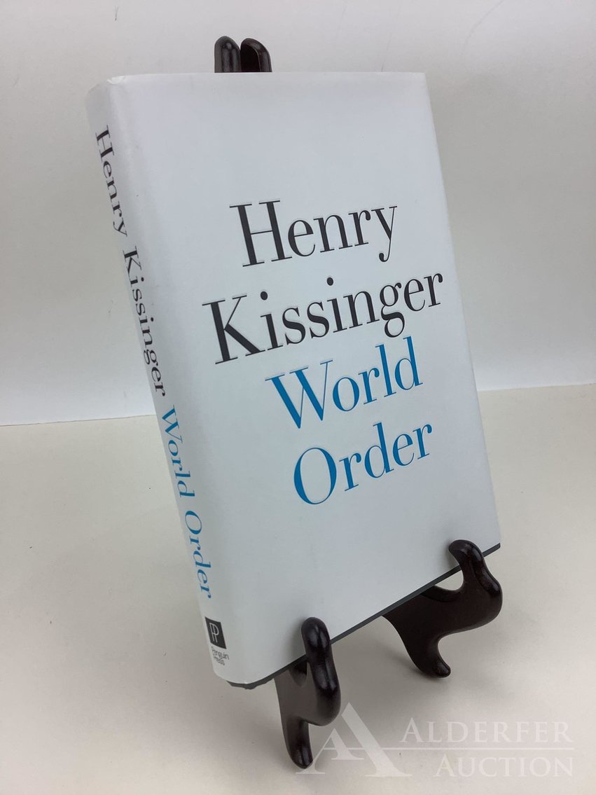 Image for Autographs | March 3, 2021at 8:00 PM