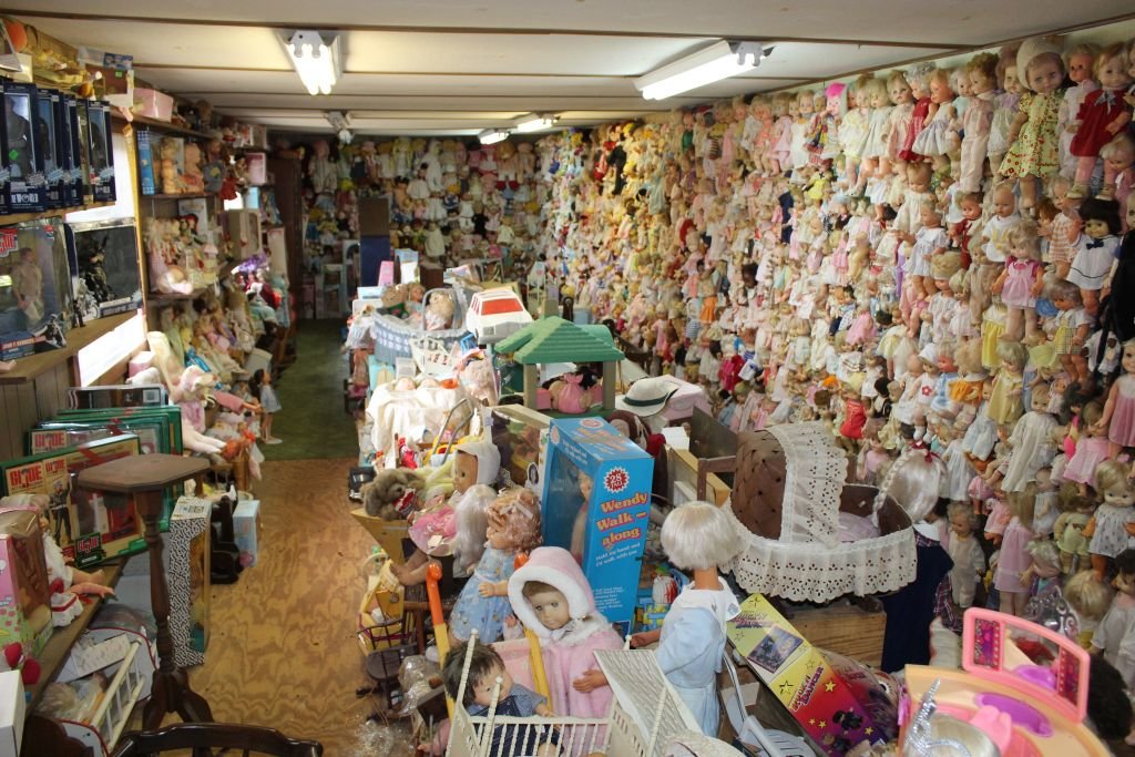 Image for Estate of the Late Lessie Mae Maness - Dolls