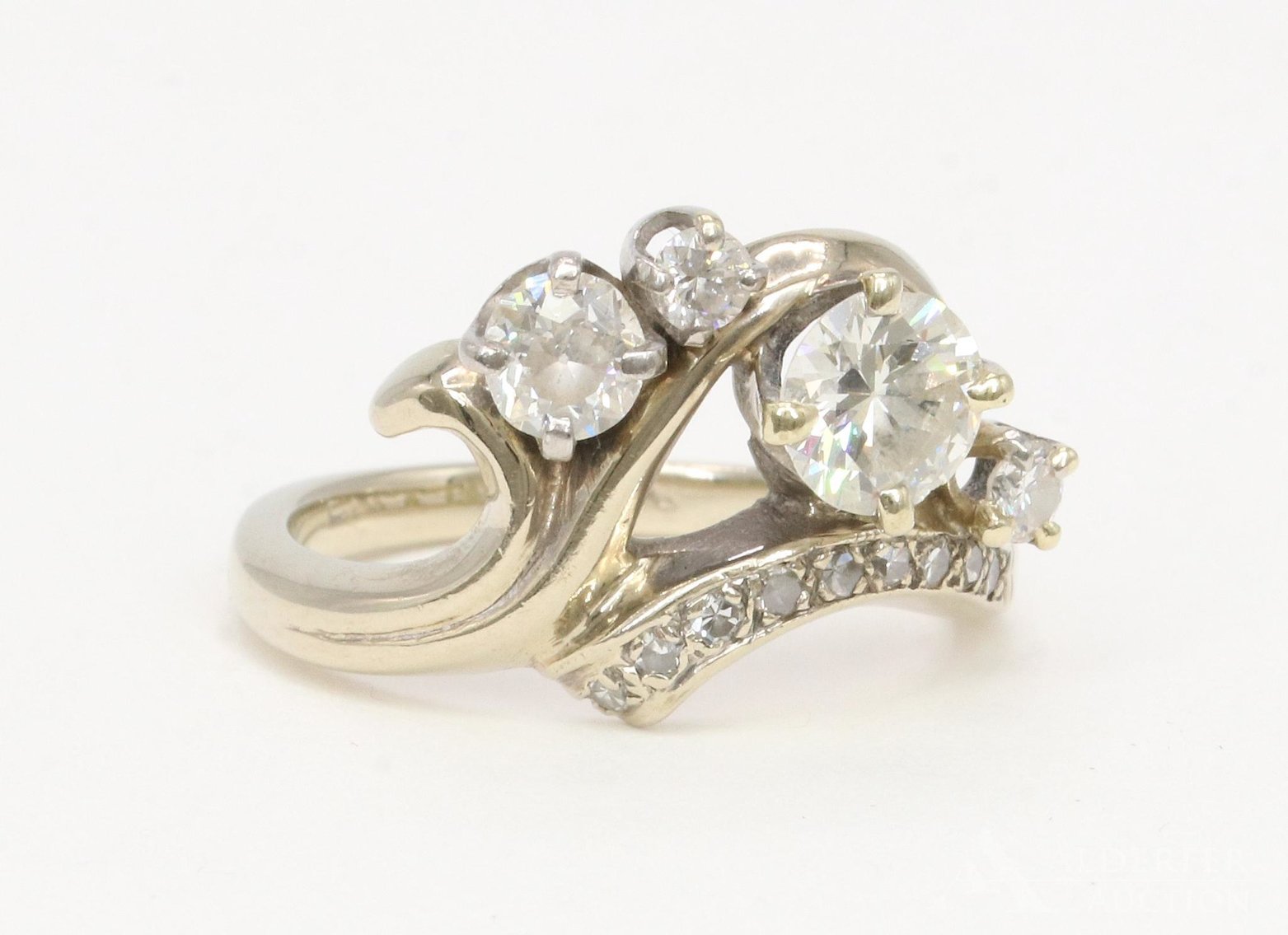 Image for Collectors | Jewelry, Silver, Luxury Gifts, and Historical | March 10, 2021 at 10:00 AM