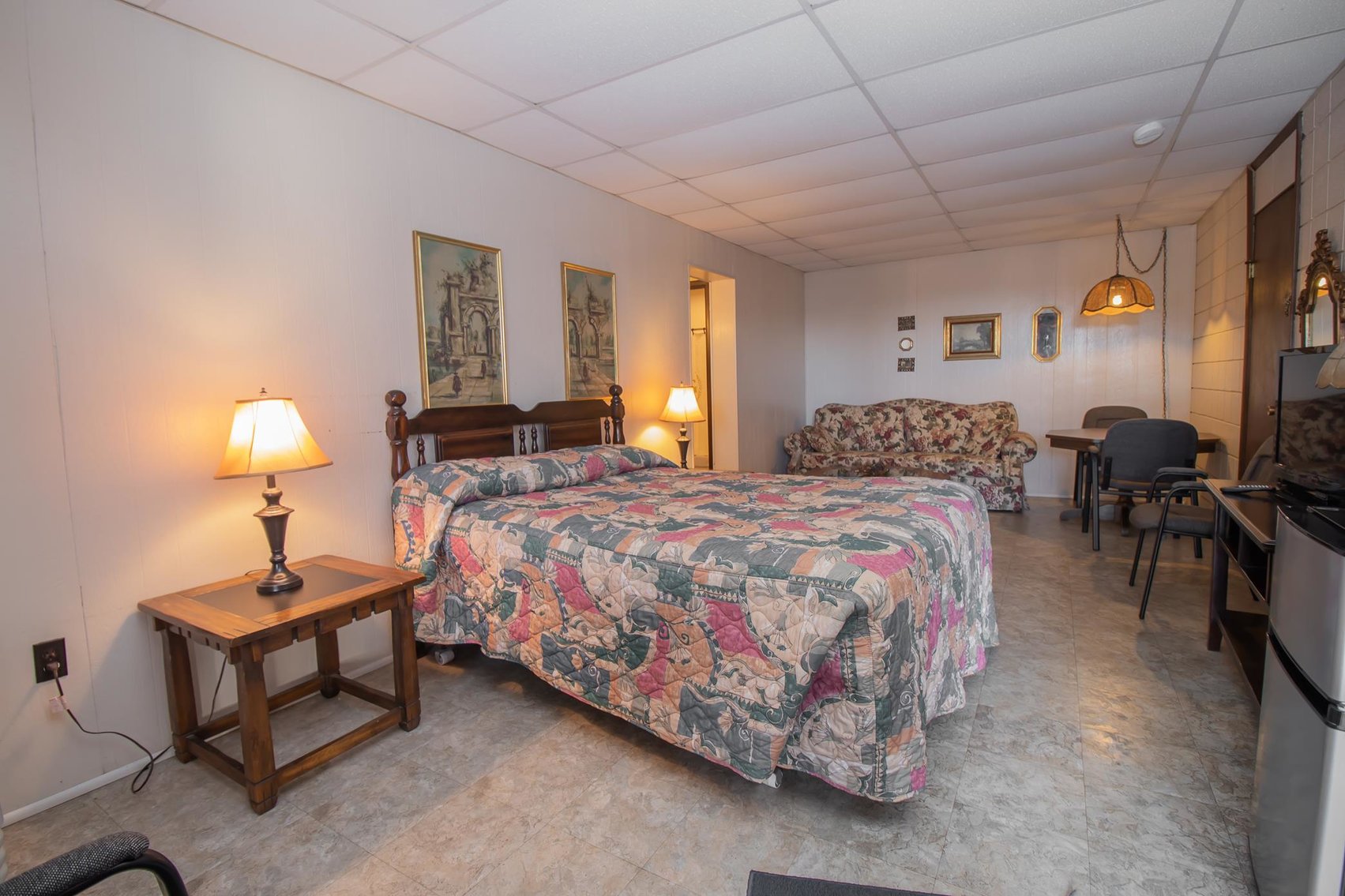 Image for SOLD $445,500 - The Greenbrier Motel – Sells to the Highest Bidder