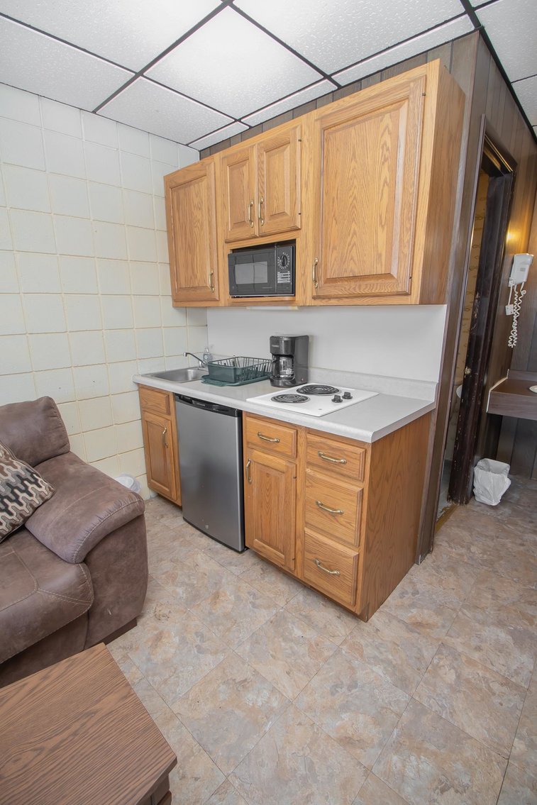 Image for SOLD $445,500 - The Greenbrier Motel – Sells to the Highest Bidder