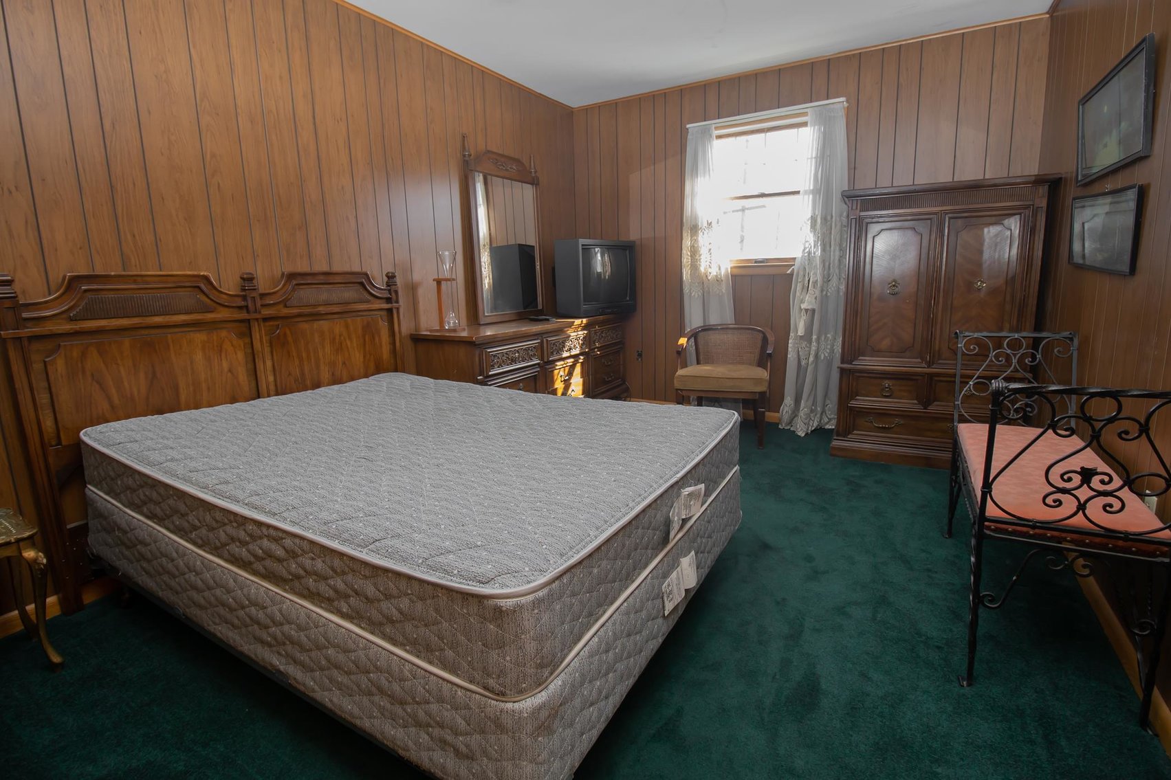 Image for SOLD $445,500 - The Greenbrier Motel – Sells to the Highest Bidder