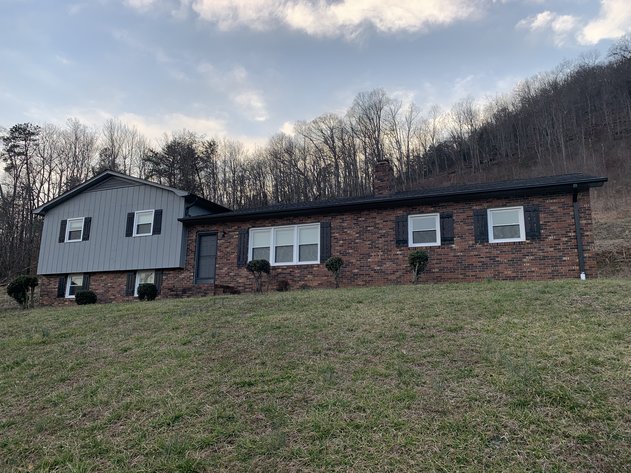 Image for Beautiful Brushy Mountain Home on 4 Acres
