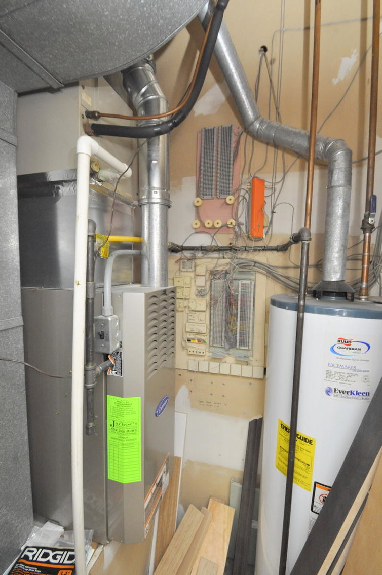 Image for ABSOLUTE AUCTION – Commercial Real Estate Office Space 10823 Bluegrass Parkway, Louisville, KY 40299 - Auction Suspended