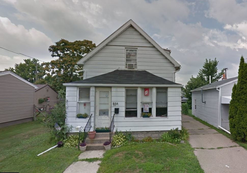 Image for MINIMUM BID AUCTION $49,000! 235 Osborne St.