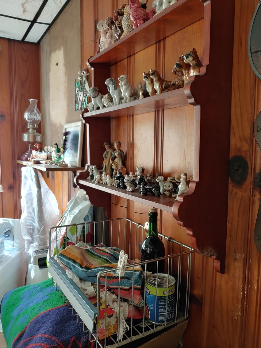 Image for 2 STORY VINYL SIDED HOUSE & 1 CAR GARAGE