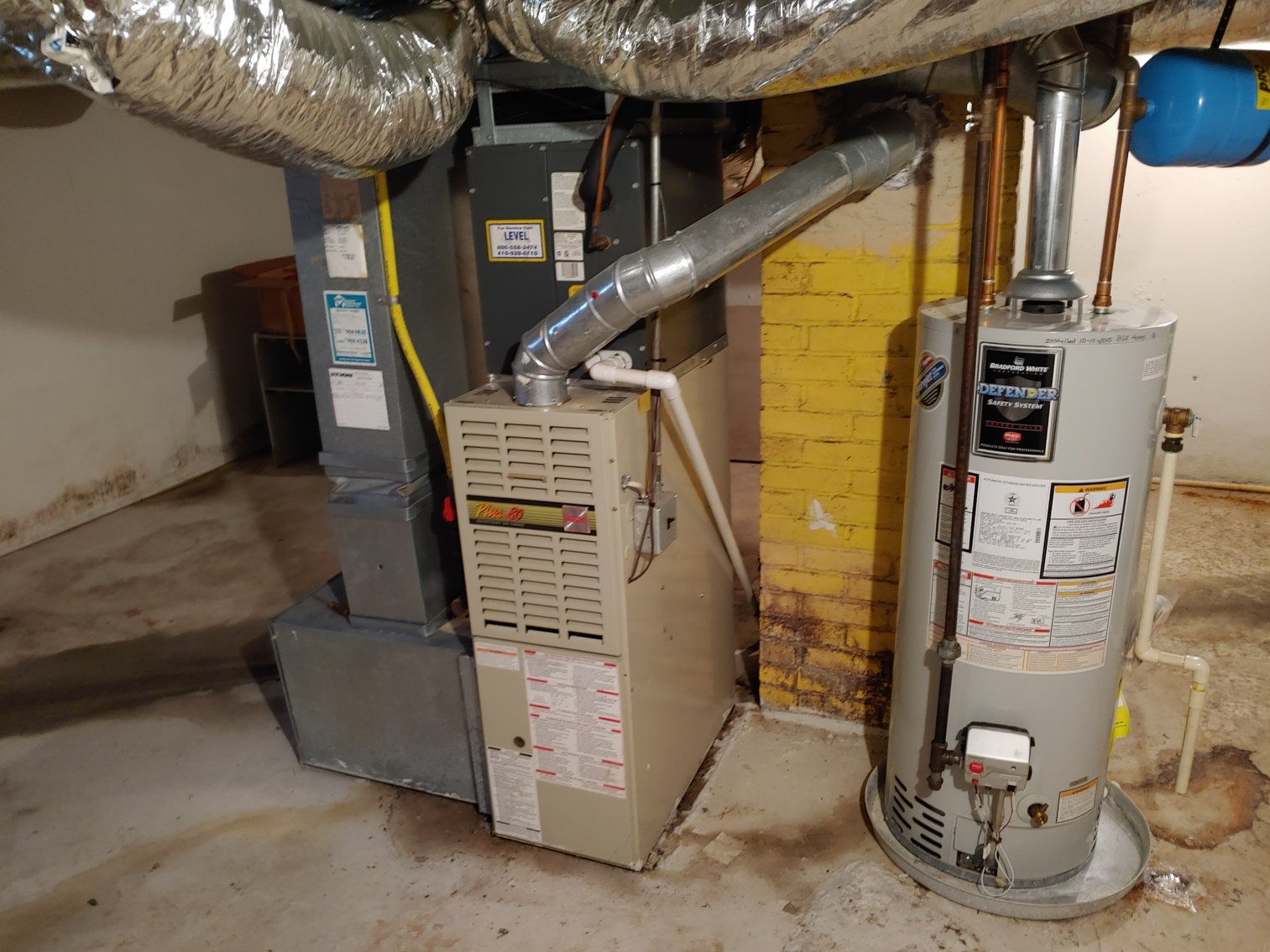 Image for 2 STORY VINYL SIDED HOUSE & 1 CAR GARAGE