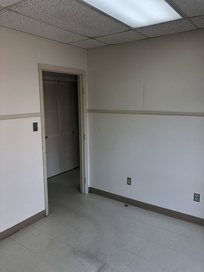 Image for 2 Story Commercial Medical Facility in Staunton, VA--ONLINE ONLY BIDDING!!