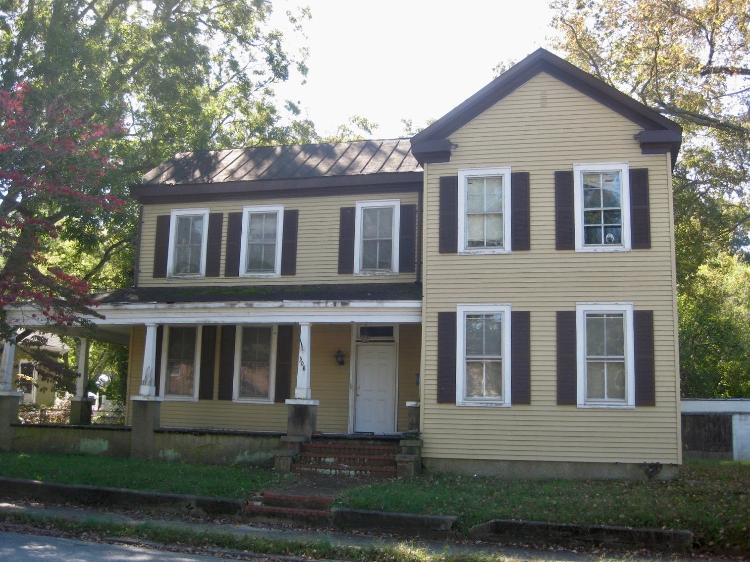Image for 3 BR/2 BA Investment Property in Downtown Emporia, VA--SELLING to the HIGHEST BIDDER!!