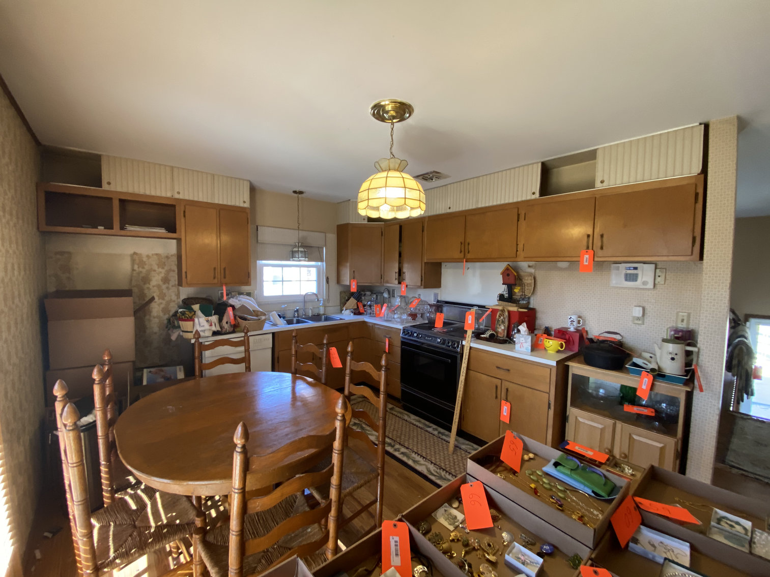 Image for SOLD $187,000 - 4-Bedroom Suncrest Home
