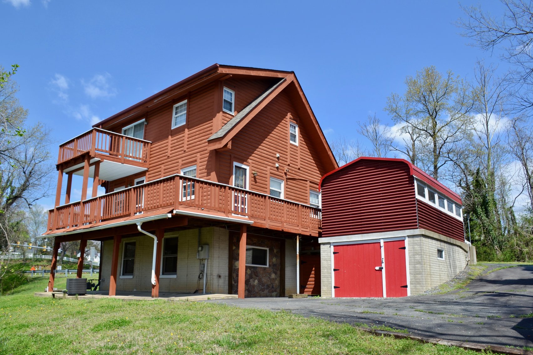 Image for 4 BR/2 BA Home w/Detached Garage/Shop Only 2 Blocks From the Potomac River--Colonial Beach, VA