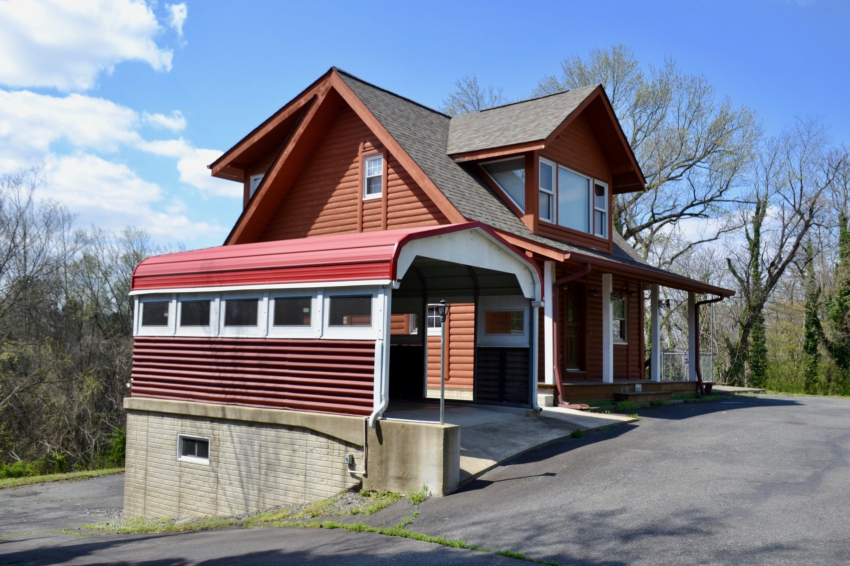 Image for 4 BR/2 BA Home w/Detached Garage/Shop Only 2 Blocks From the Potomac River--Colonial Beach, VA