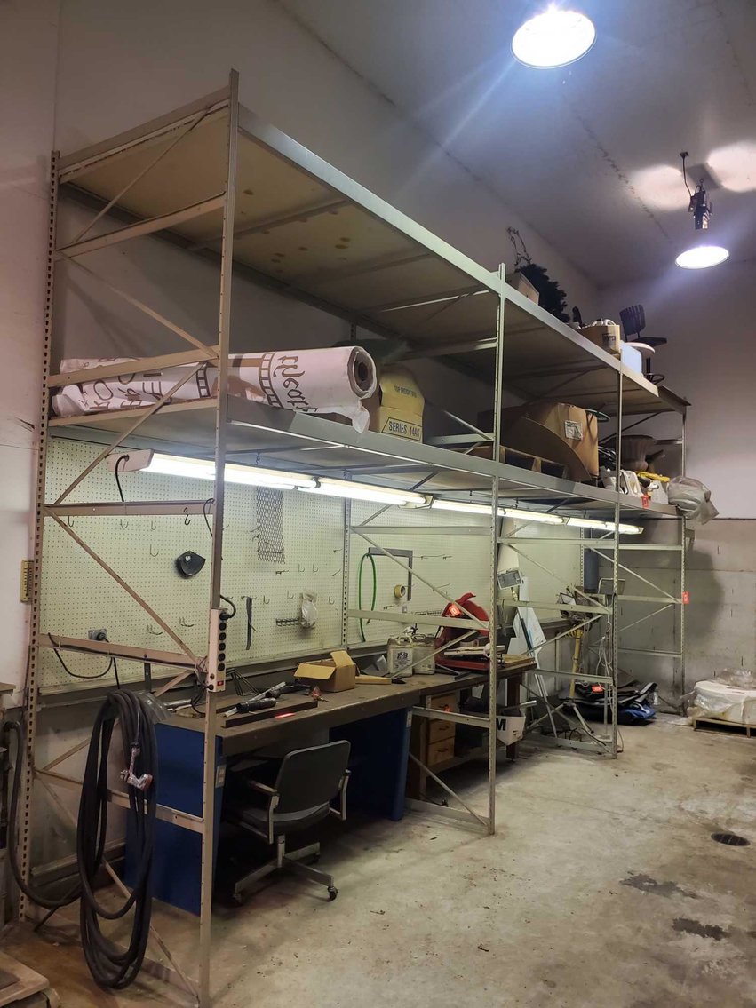 Image for Vehicles, tools, furniture, collectibles-Casco