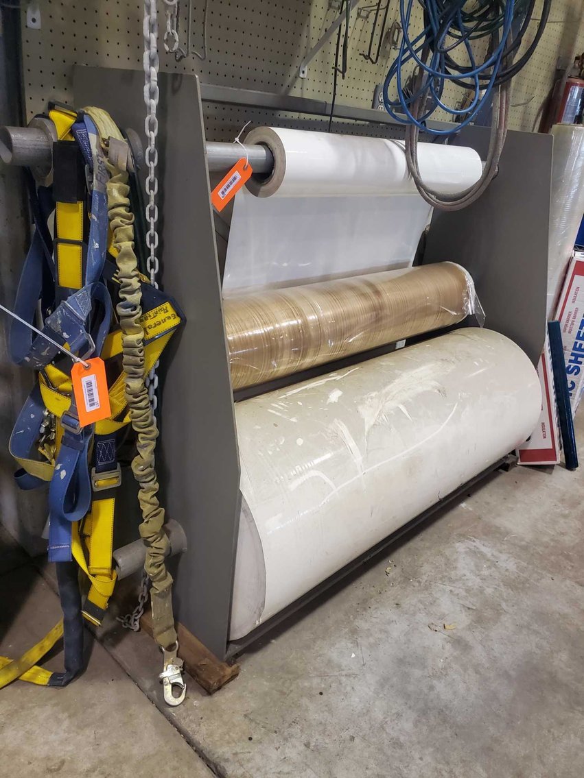 Image for Vehicles, tools, furniture, collectibles-Casco