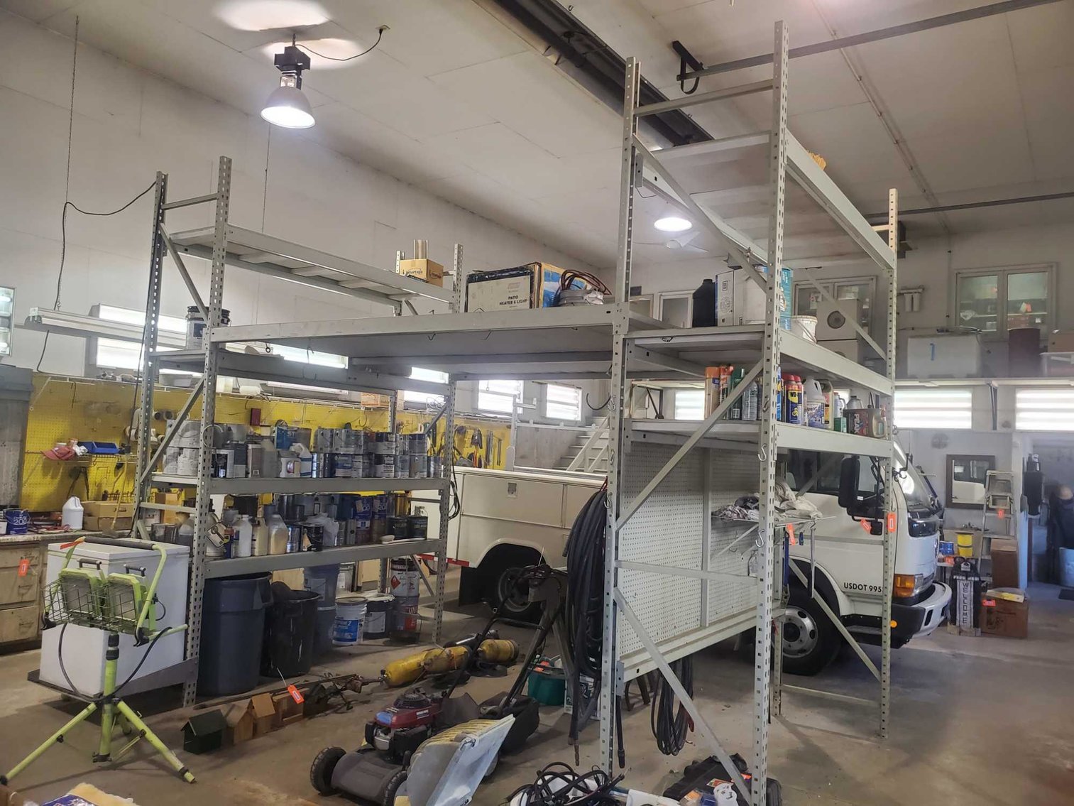 Image for Vehicles, tools, furniture, collectibles-Casco