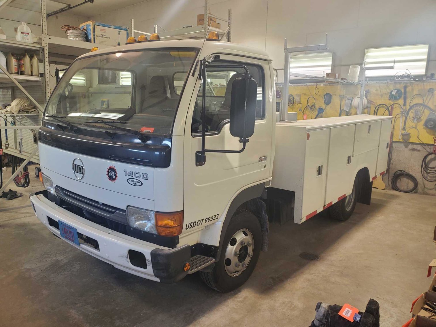 Image for Vehicles, tools, furniture, collectibles-Casco