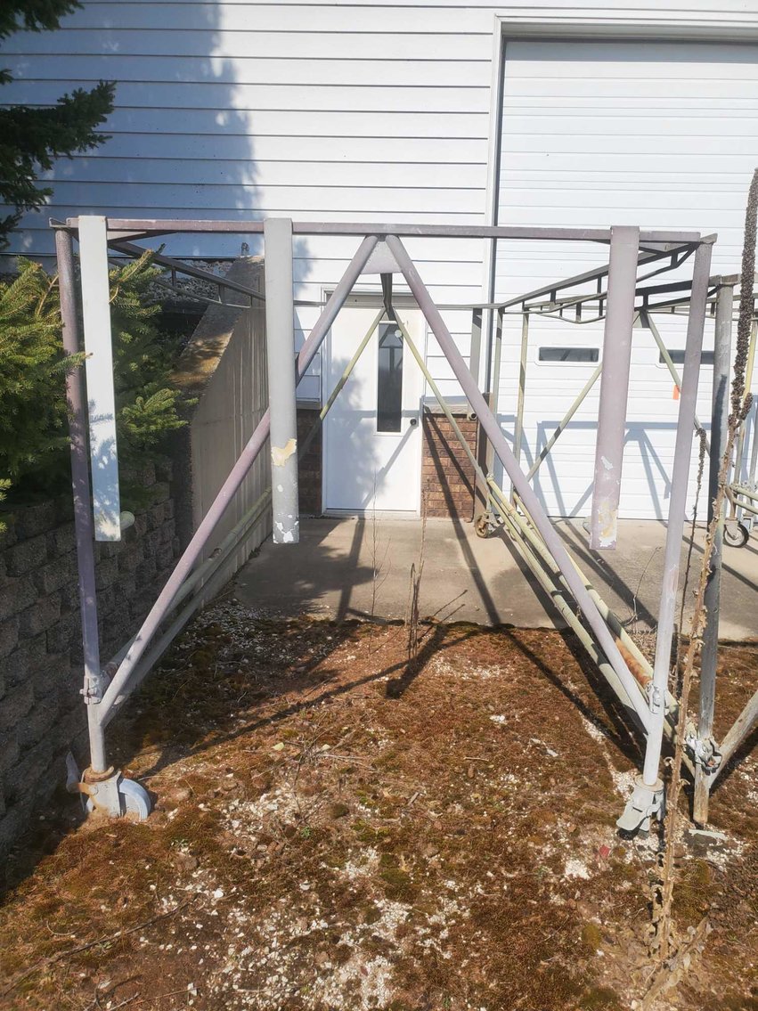 Image for Vehicles, tools, furniture, collectibles-Casco