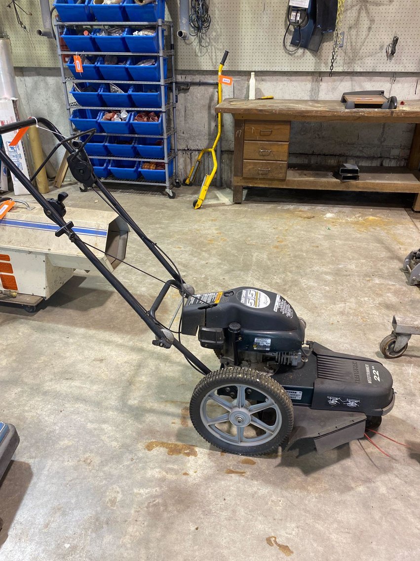 Image for Vehicles, tools, furniture, collectibles-Casco