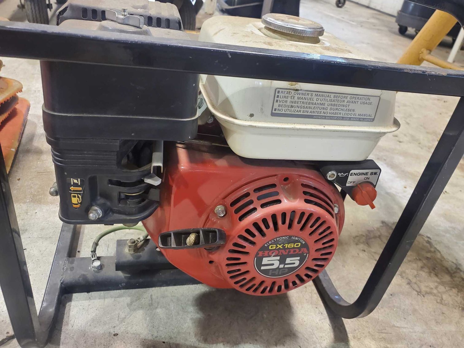 Image for Vehicles, tools, furniture, collectibles-Casco