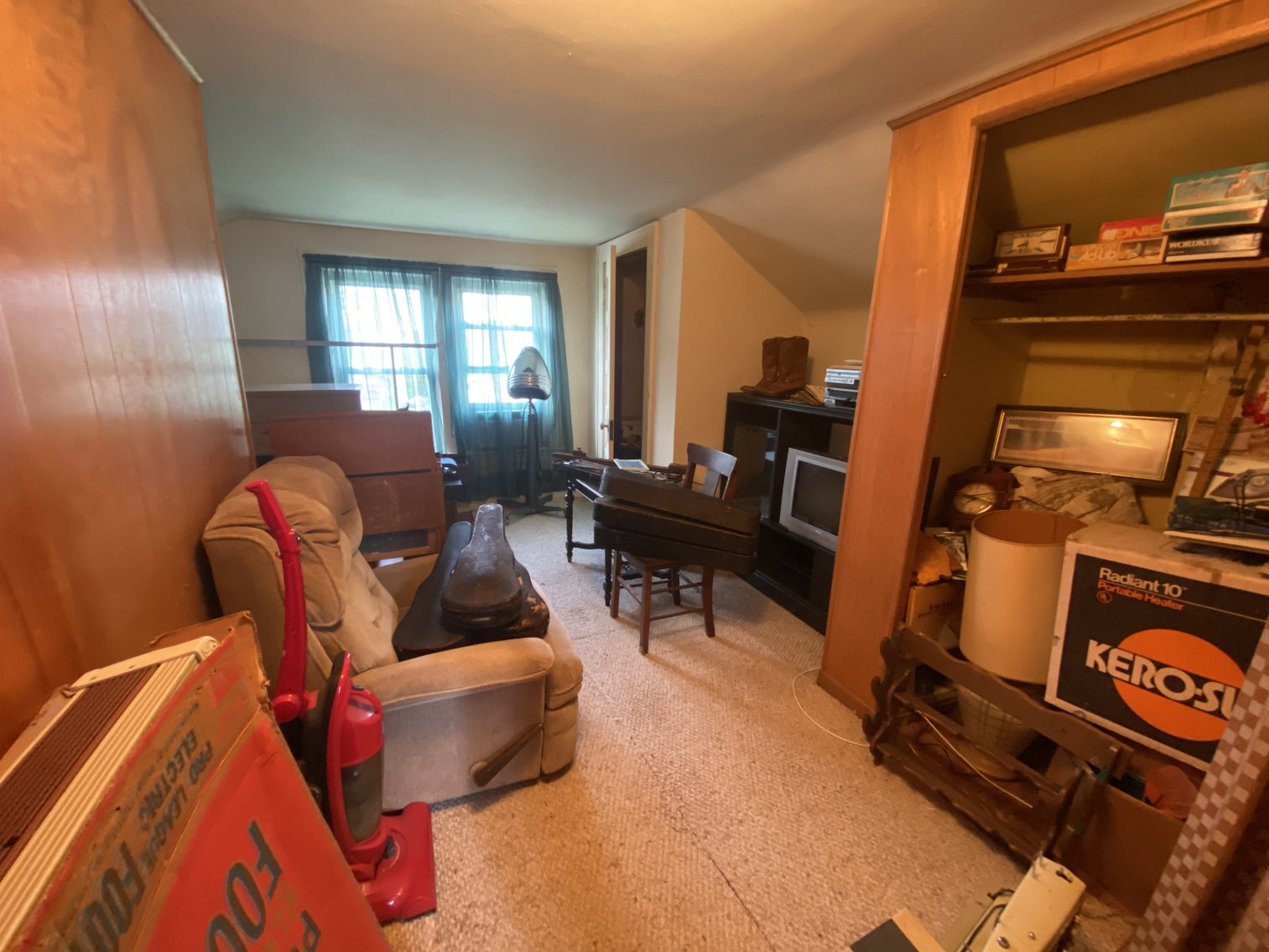 Image for SOLD $82,500 - 3 Bedroom on a Large Lot Selling to the Highest Bidder