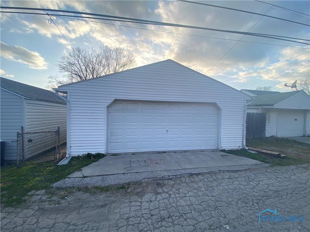 Image for MINIMUM BID AUCTION $59,000! 153 ELM ST.