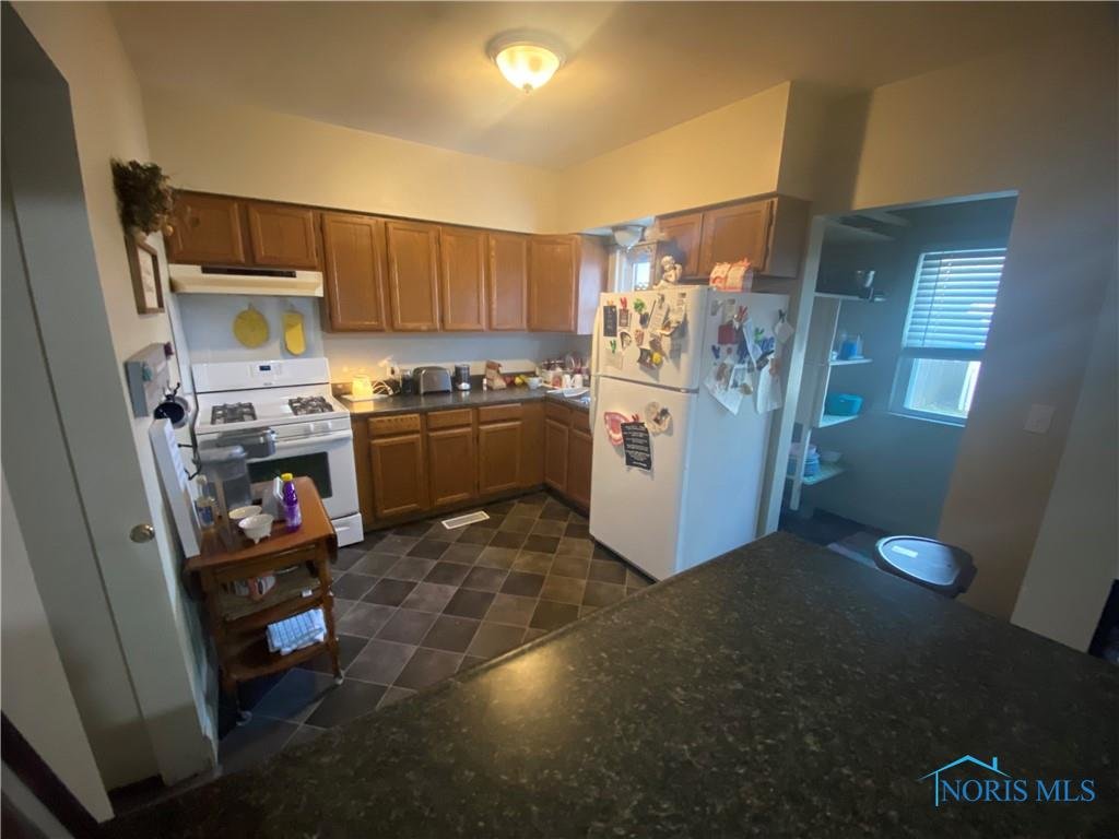 Image for MINIMUM BID AUCTION $59,000! 153 ELM ST.