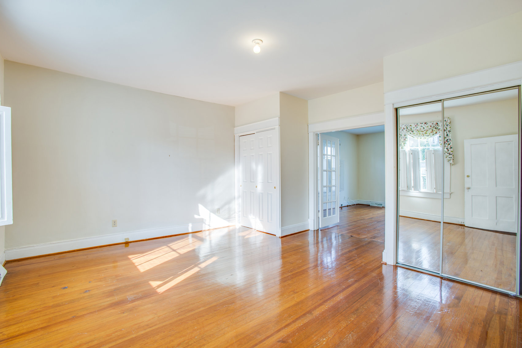 Image for 8 Room/2 BA Home/Office Building (Circa 1859) on .277 +/- Acres in Downtown Louisa, VA