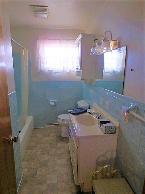 Image for SOLD $165,000 - 3 Bedroom with Full Basement