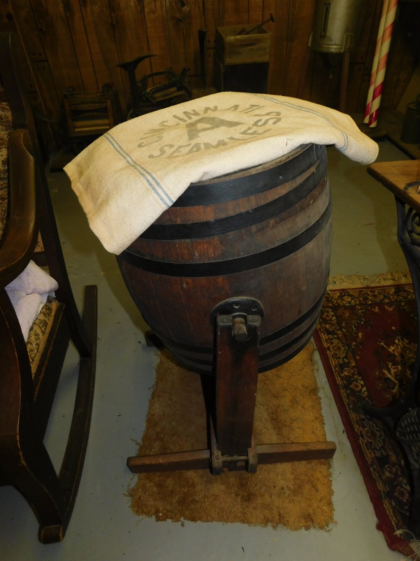 Image for Octe Mattson Online Auction