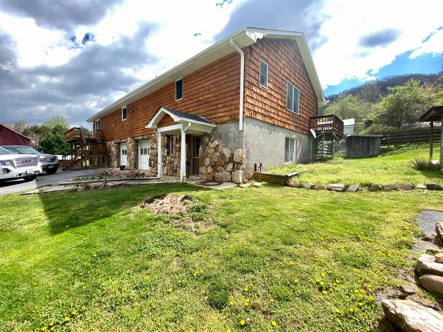 Image for 3 BR/4 BA Home w/Barn, Shop, Ponds, Pool, Fencing & More on 70 +/- Acres w/Amazing Mountain Views--Luray, VA