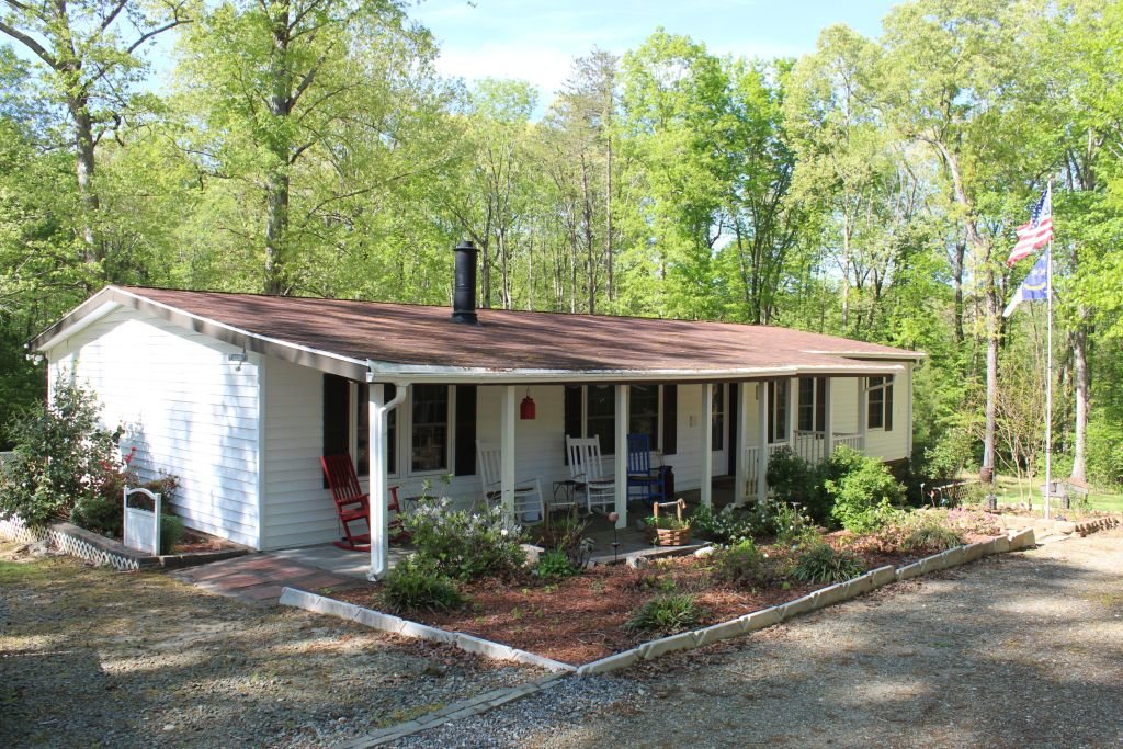 Image for Living Estate of Donnie Dietrich - Moving