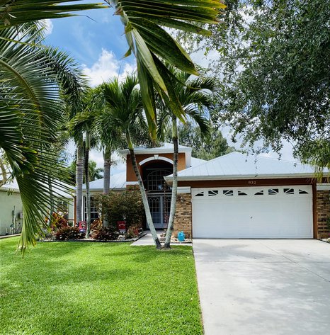 Image for For Sale 3/2/2 Pool Home in Jensen Beach